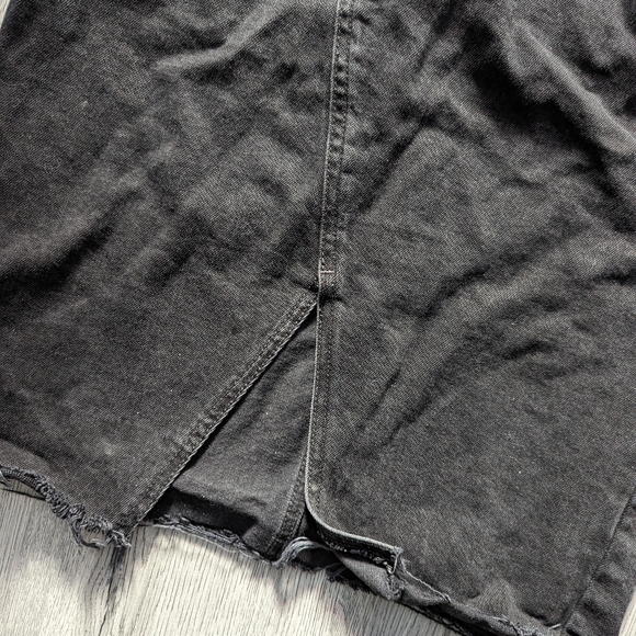 Old Navy High waisted black denim pencil skirt Jeans knee length Size 10 - Picture 6 of 7